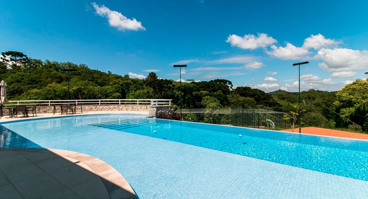 Piscina do condomínio
